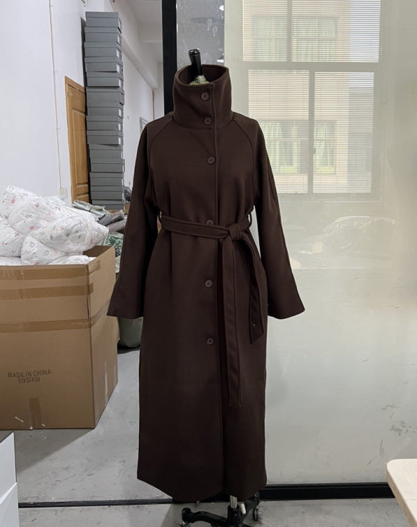 WW | Elegant Women's Coat with Belt and Button Closure