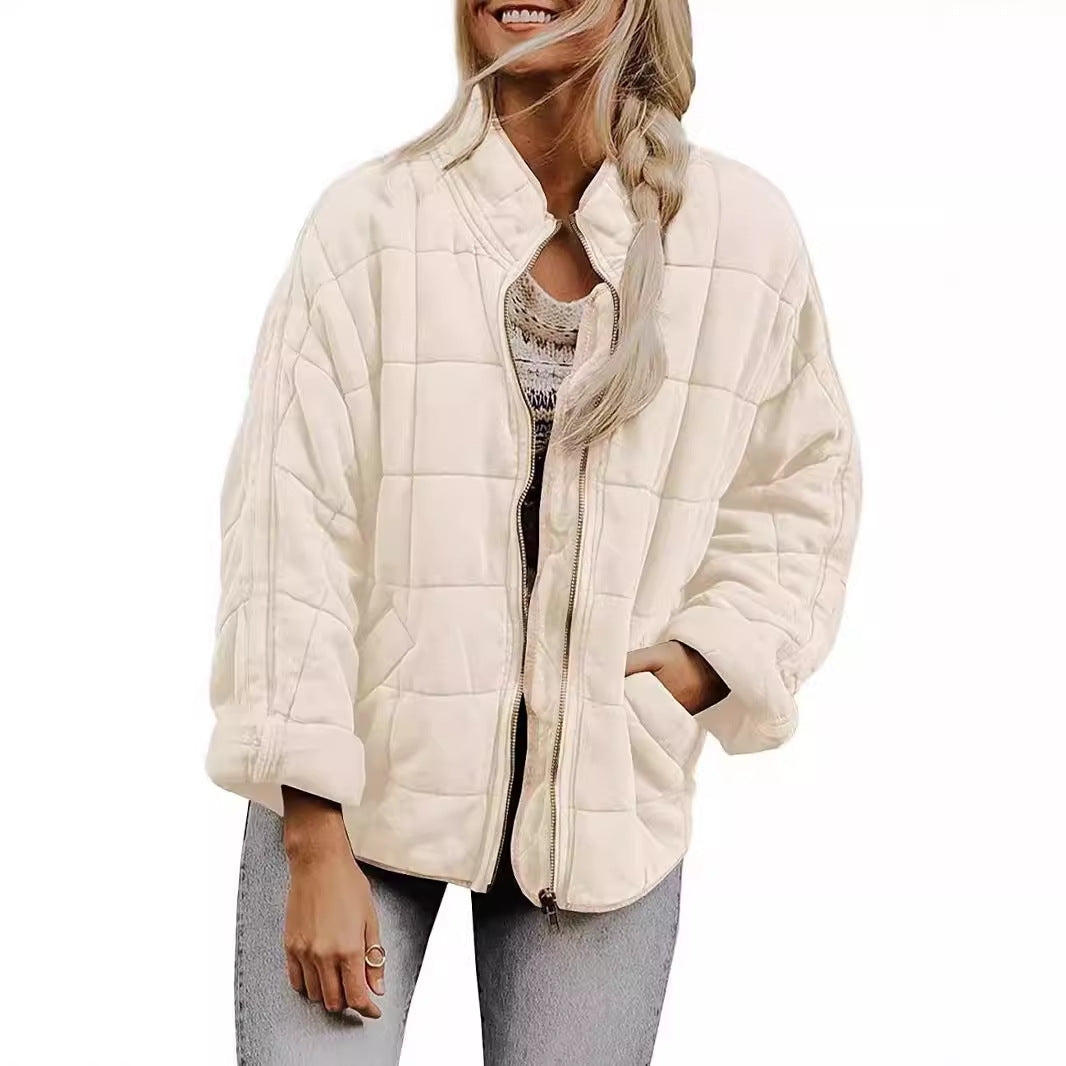 Women's Quilted Hooded Jacket with Zipper and Pockets WW
