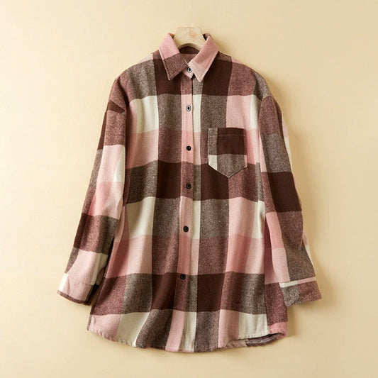 Women's Plaid Blouse in Casual Oversized Style with Long Sleeves and Button Details WW