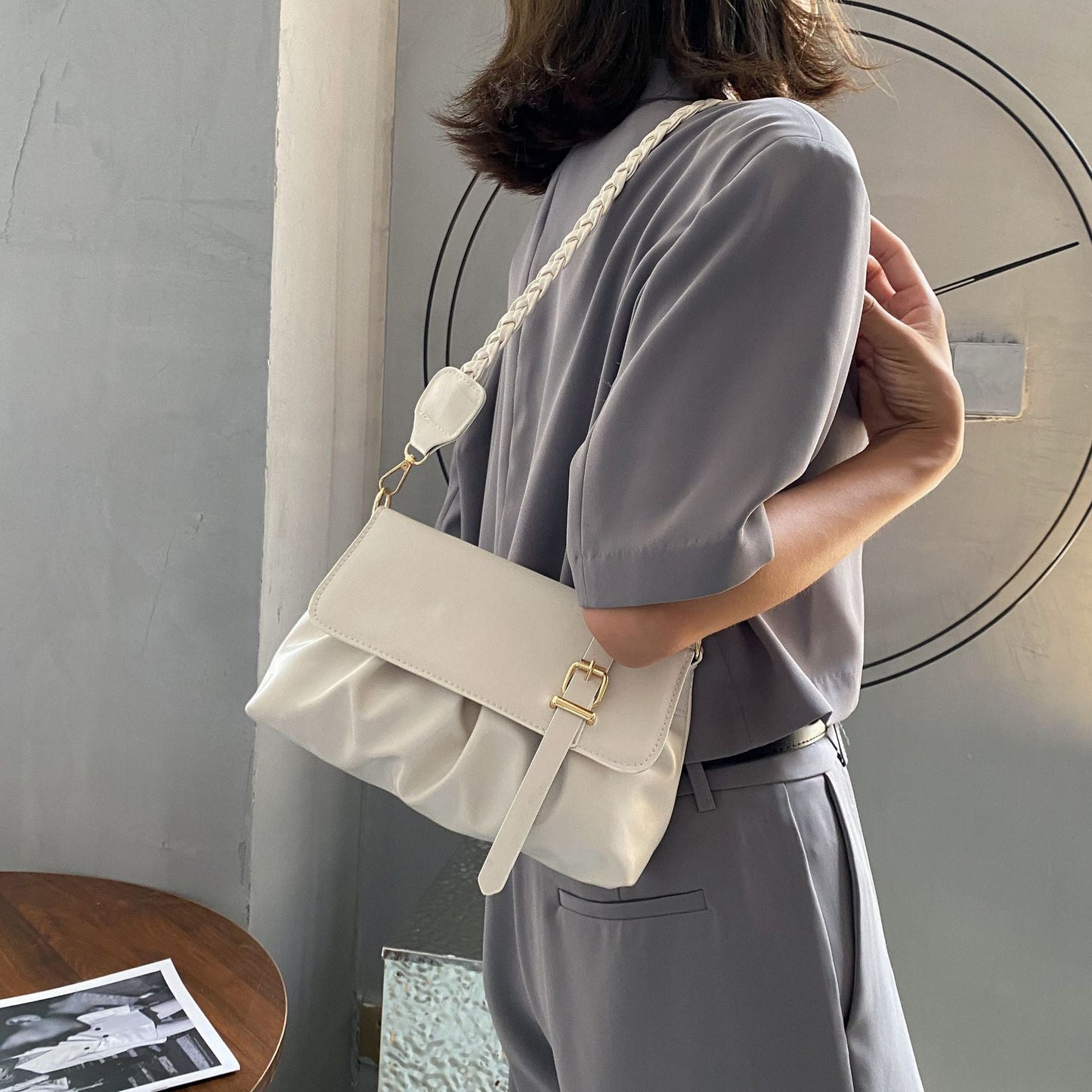 WW | Women's Shoulder Bags