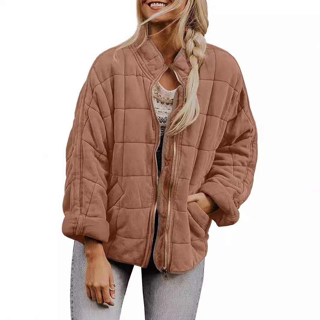 Women's Quilted Hooded Jacket with Zipper and Pockets WW