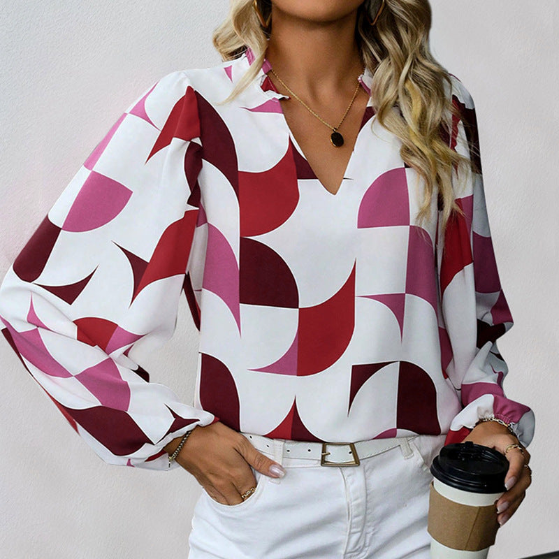 Ladies' blouse with fashionable V-neck and unique pattern WW
