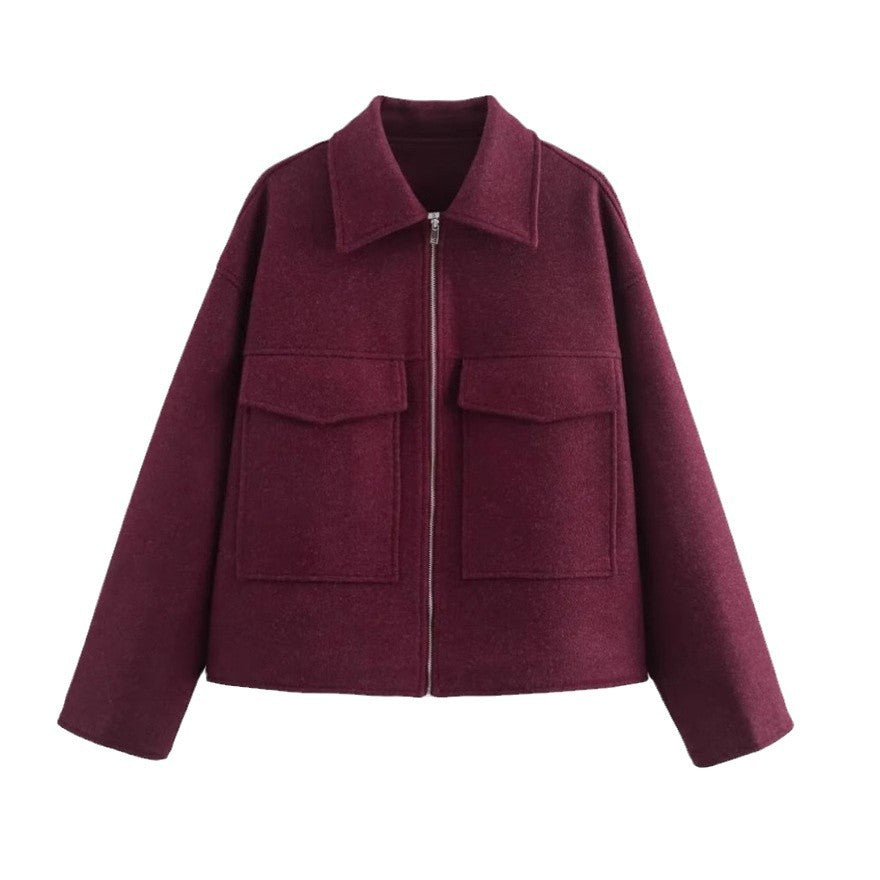 Ladies' tailored jacket with practical flap pockets and soft wool blend