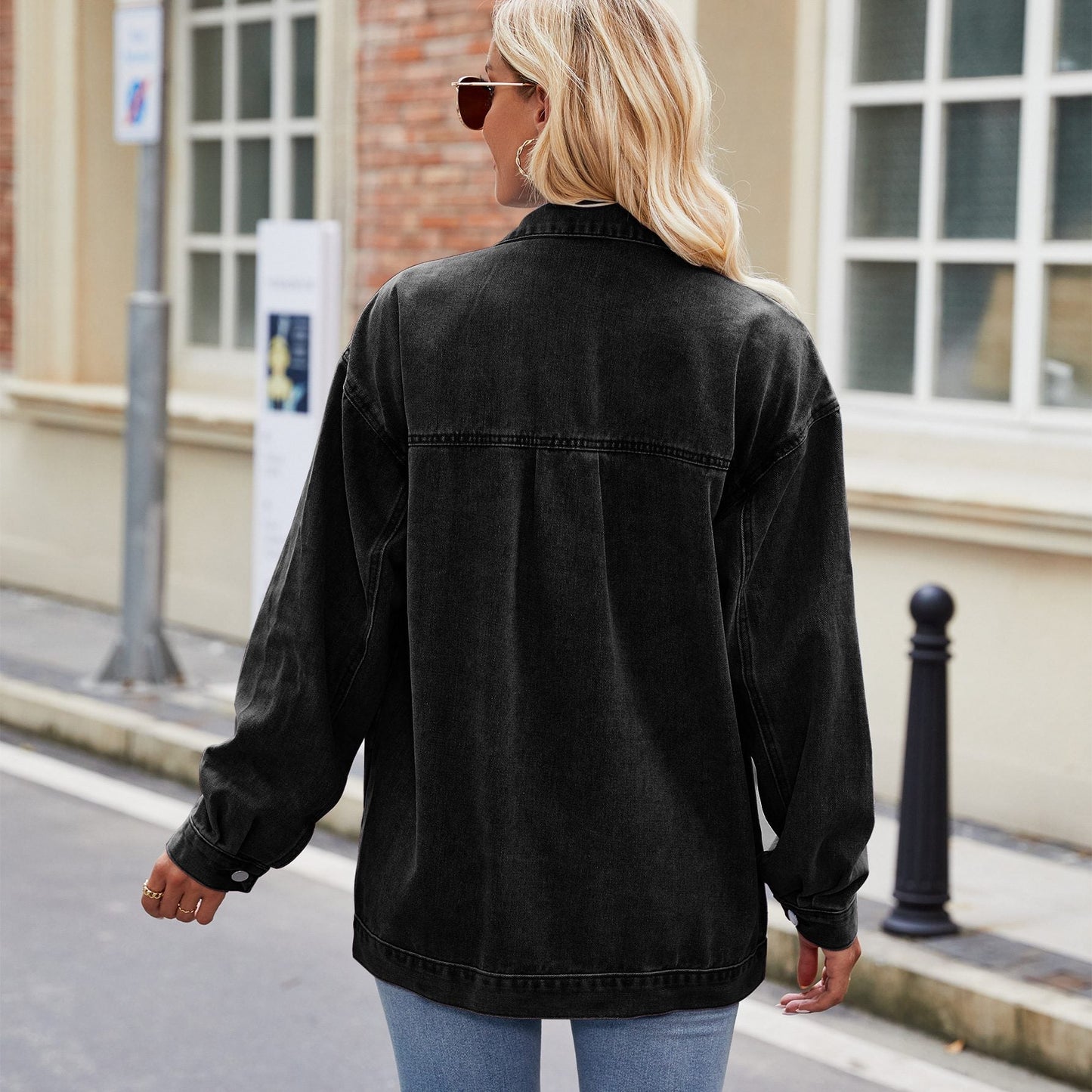 WW | Übergroße Denimjacke - Lässig & Trendy - Knopfleiste - Ganzjähriger Begleiter