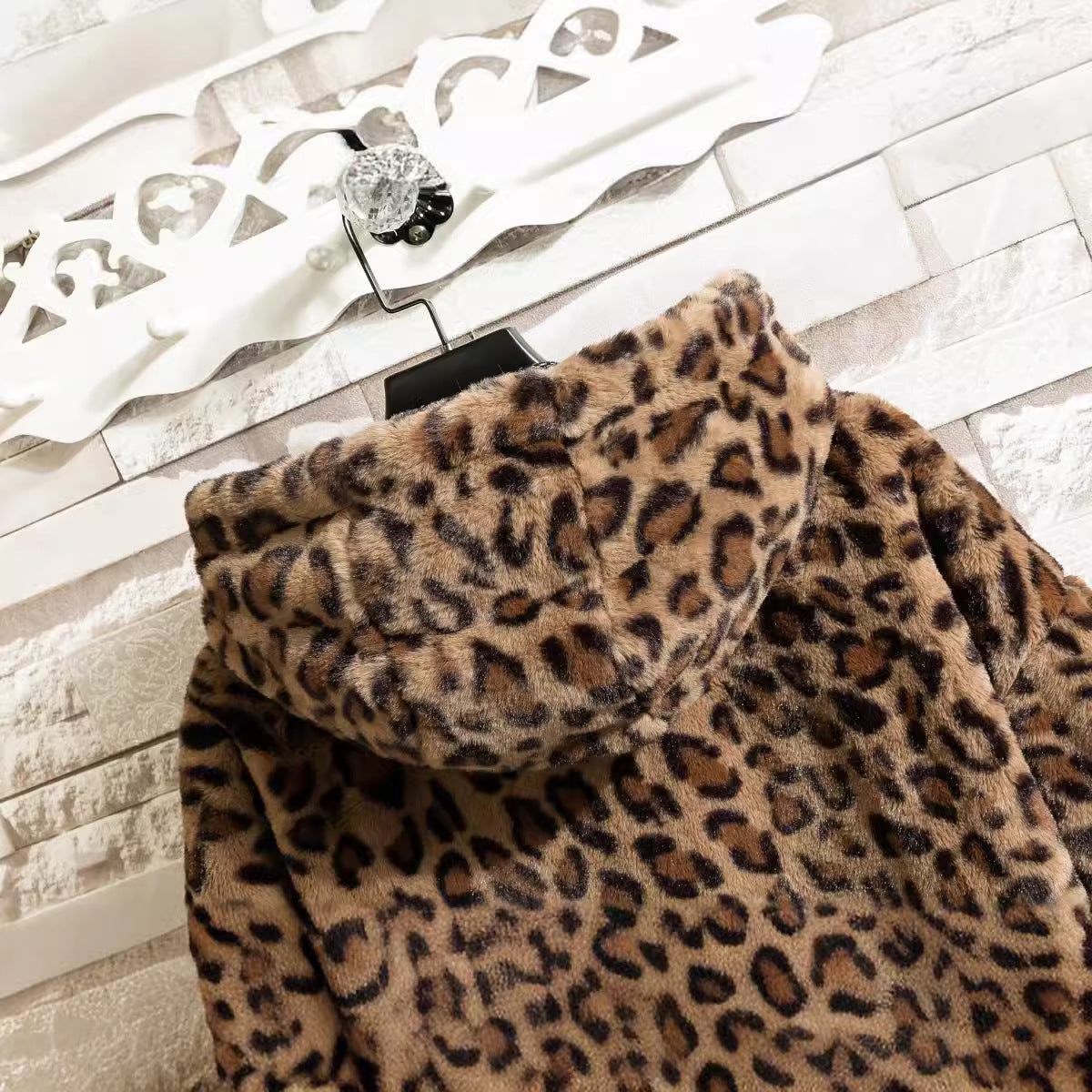 Women's Cuddly Fleece Jacket with Leopard Print and Hood WW