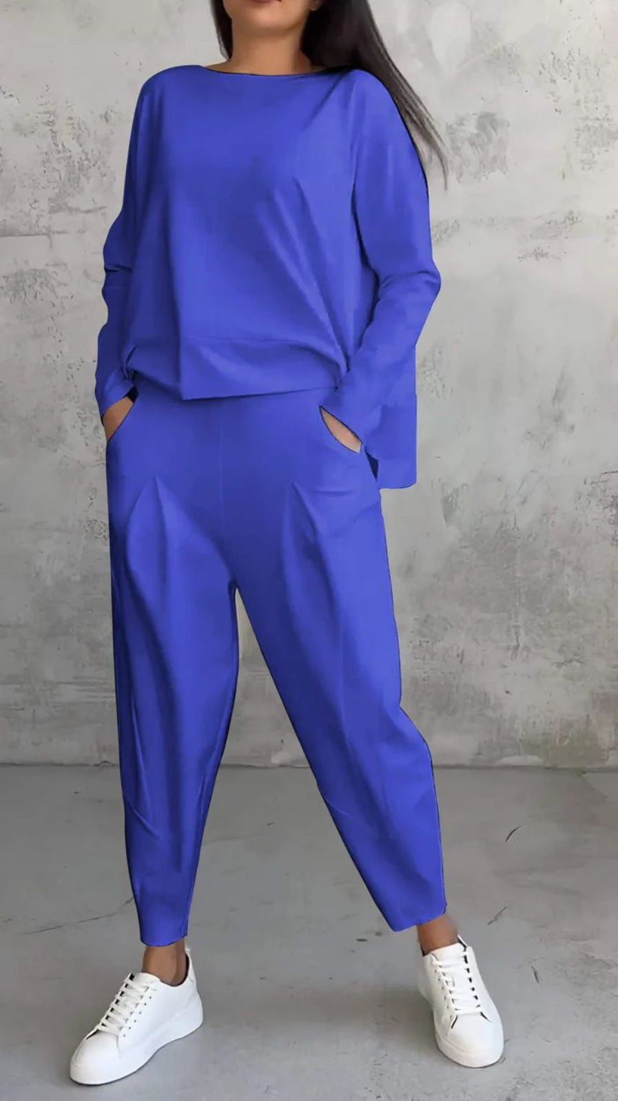Women's casual two-piece set with a wide cut and pockets