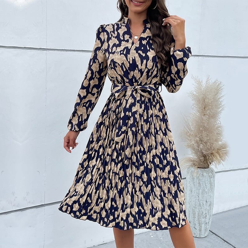 Damen Midi-Kleid mit tailliertem Schnitt und modischem Bindegürtel WW