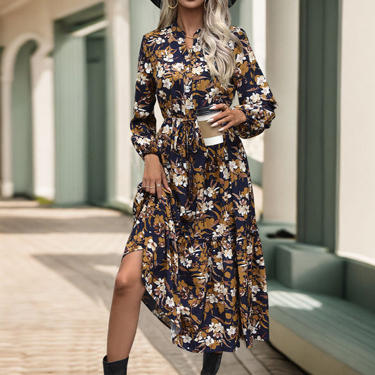 Damen Midikleid mit floralem Design und eleganter Taillierung WW