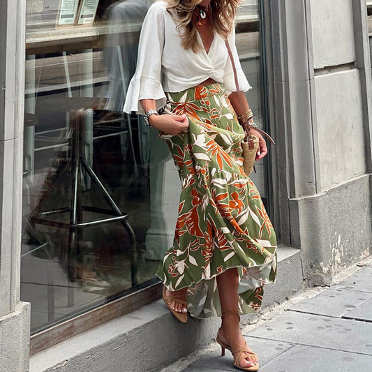 Women's Flowing Floral Print Asymmetrical Hem Maxi Skirt WW