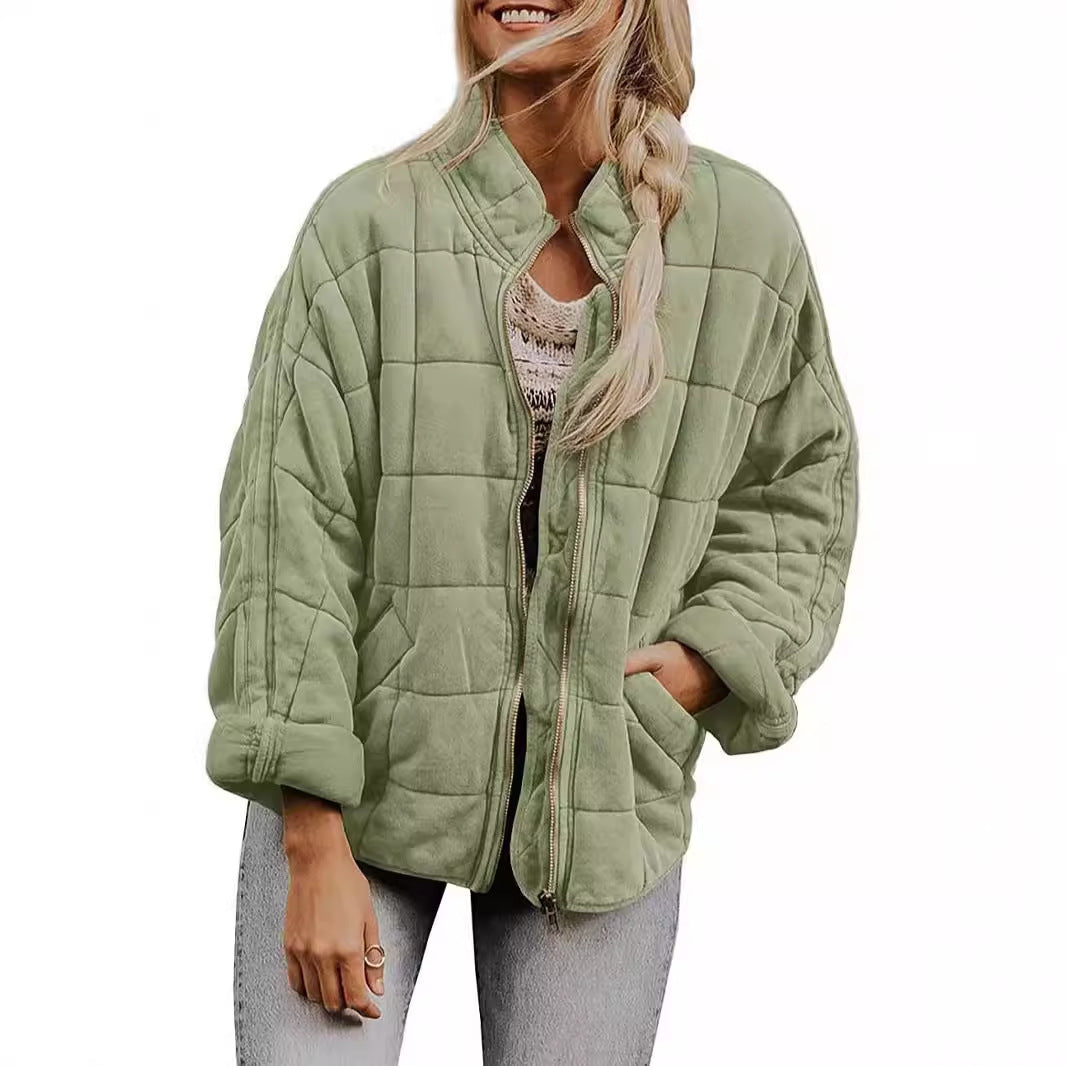 Women's Quilted Hooded Jacket with Zipper and Pockets WW