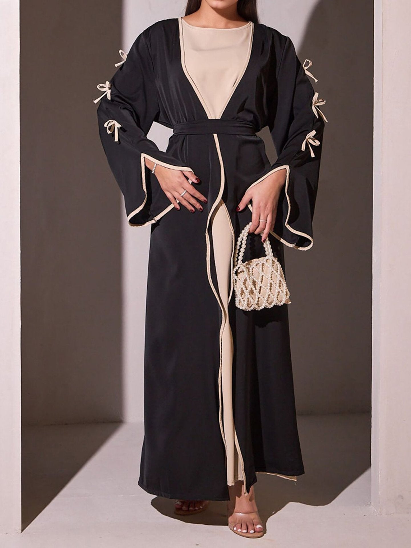 Women's Maxi Dress with Elegant Bow Details and Flowing Cut WW