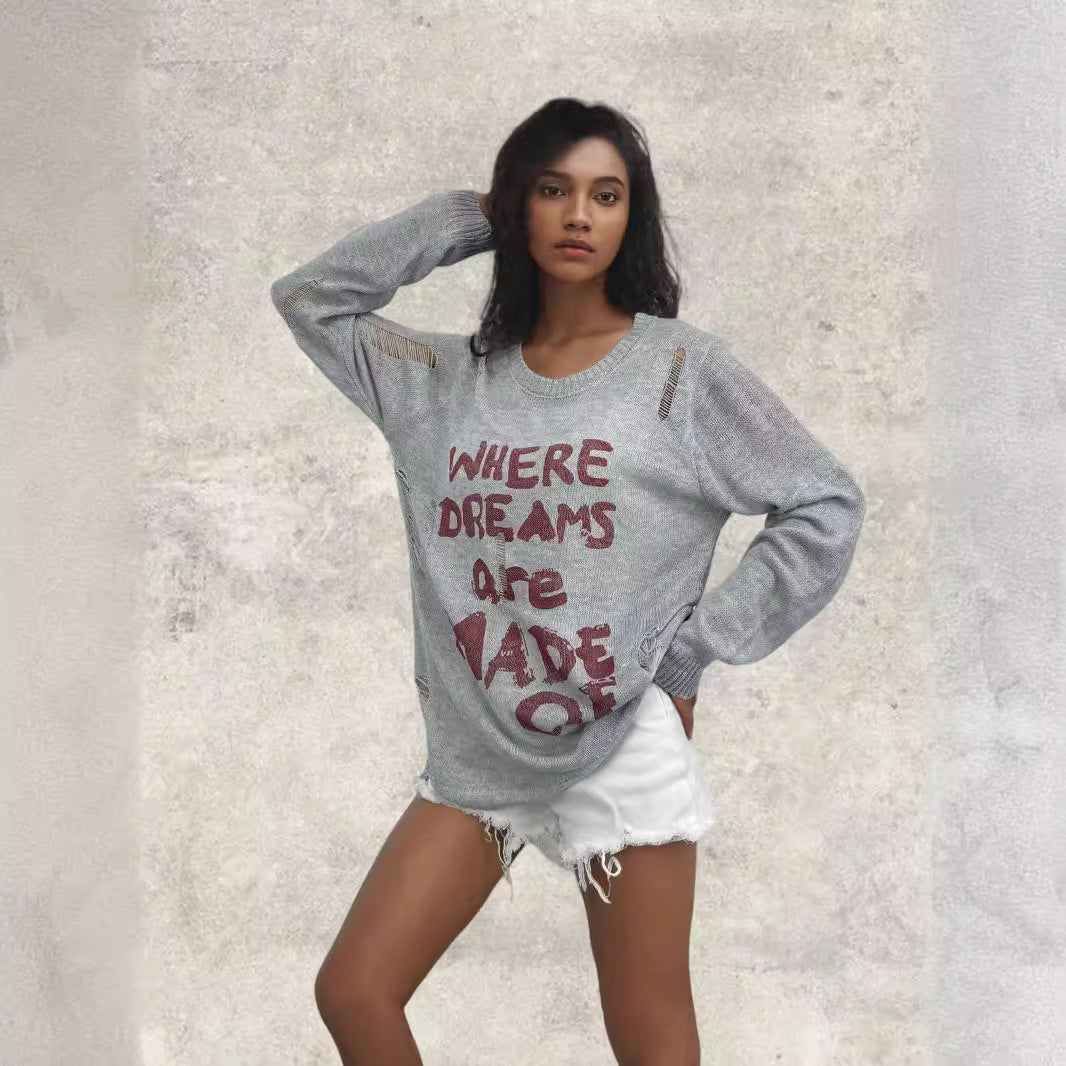 Women's casual oversized pullover with eye-catching lettering and knit details WW