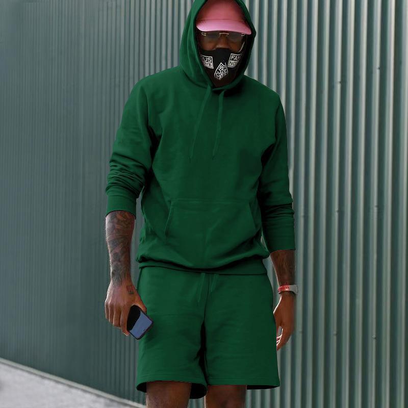 Men's sporty hoodie and shorts set made of high-quality sweatshirt fabric WW