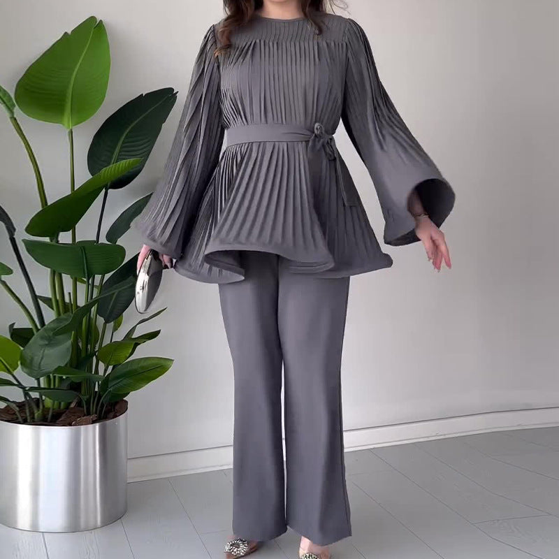 WW swing suit with round neck and batwing sleeves