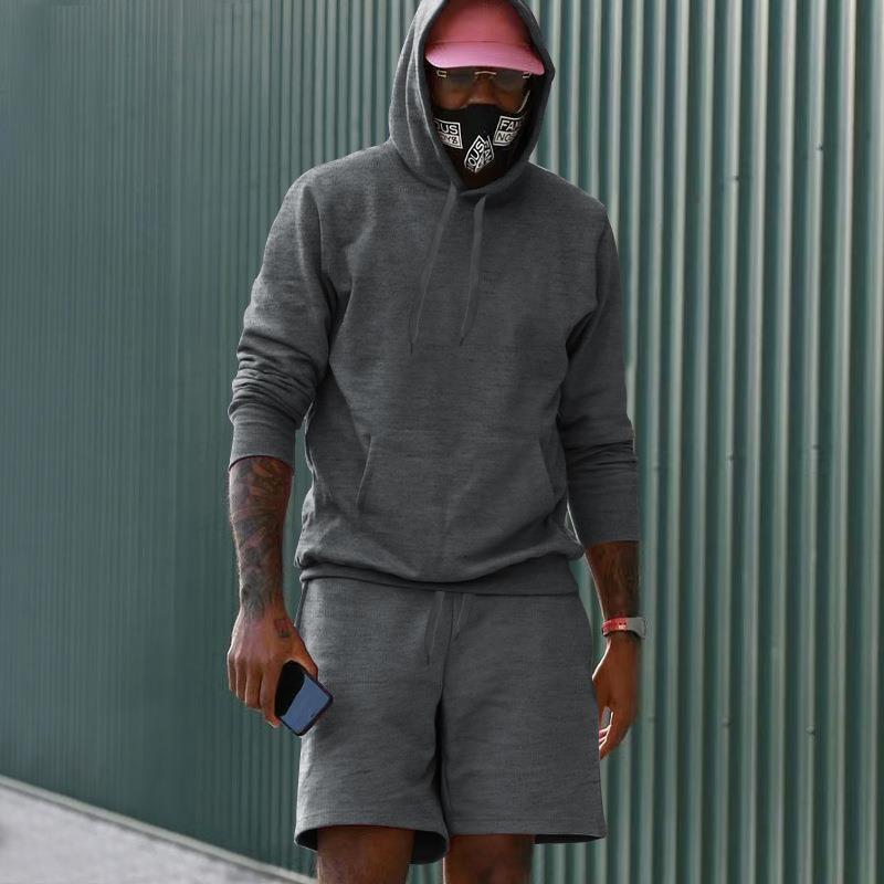 Men's sporty hoodie and shorts set made of high-quality sweatshirt fabric WW