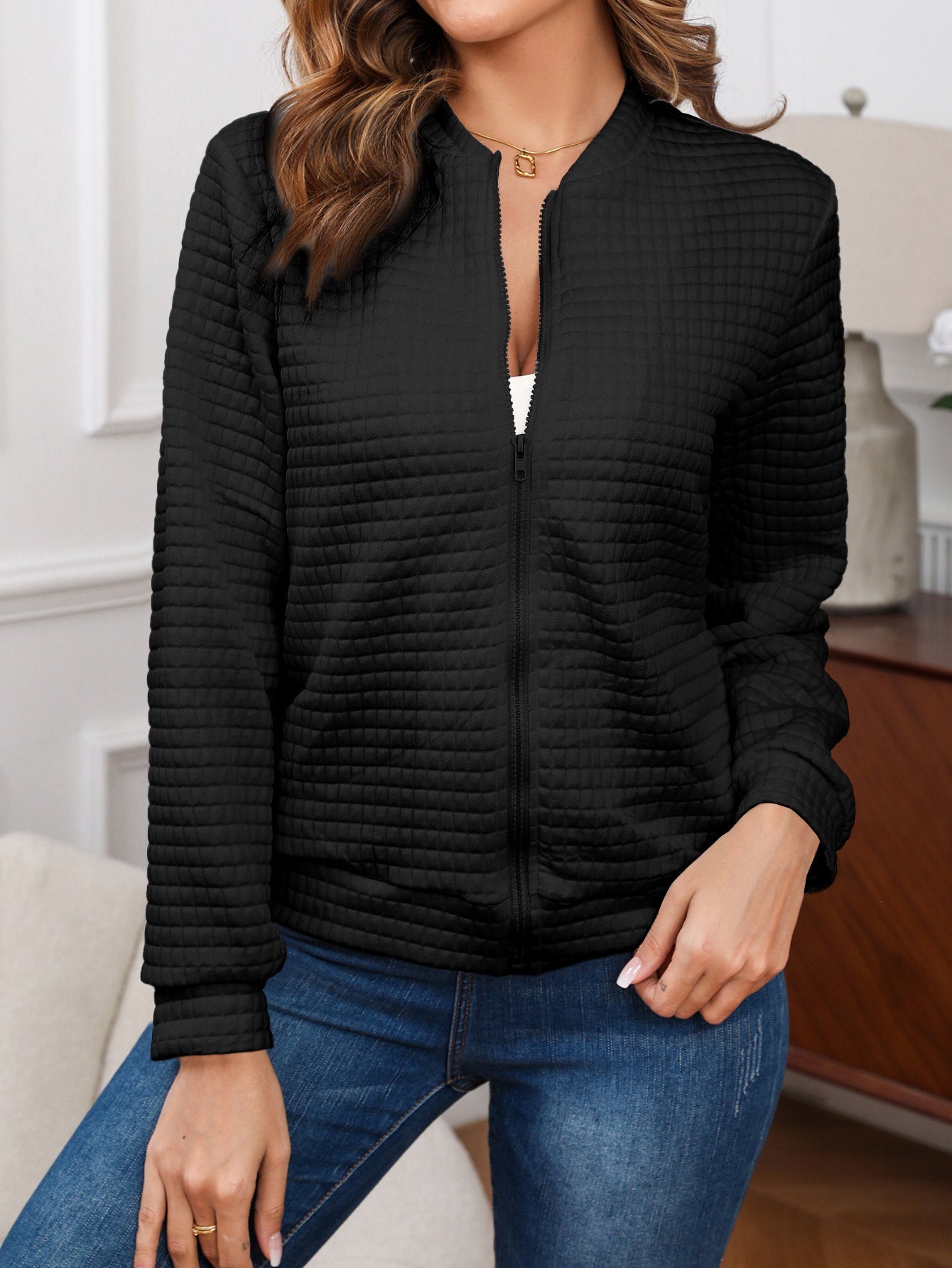 Damen Steppjacke mit originellem Design und praktischem Reißverschluss WW