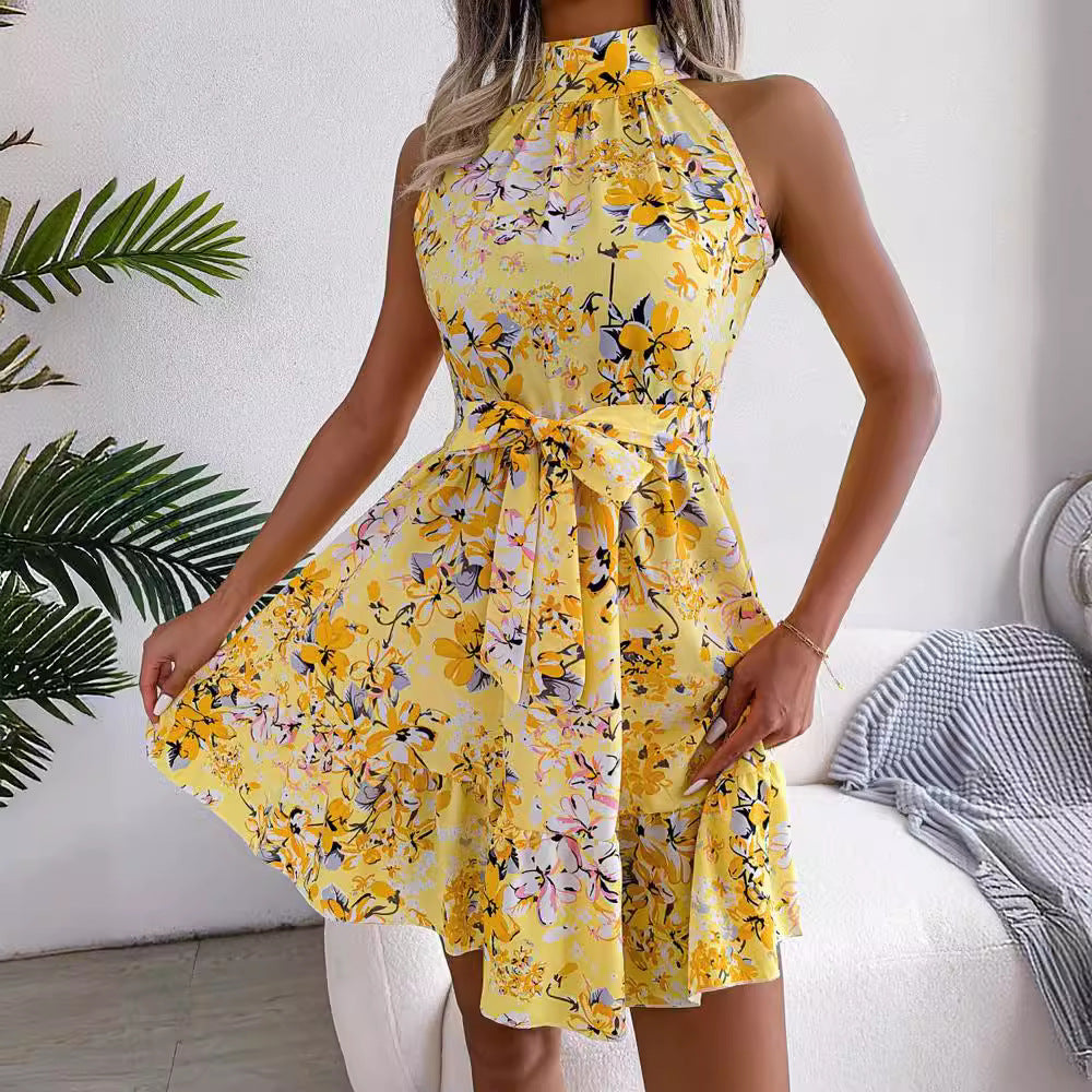 Damen Sommerliches Minikleid mit elegantem Halsausschnitt und floralen Details WW