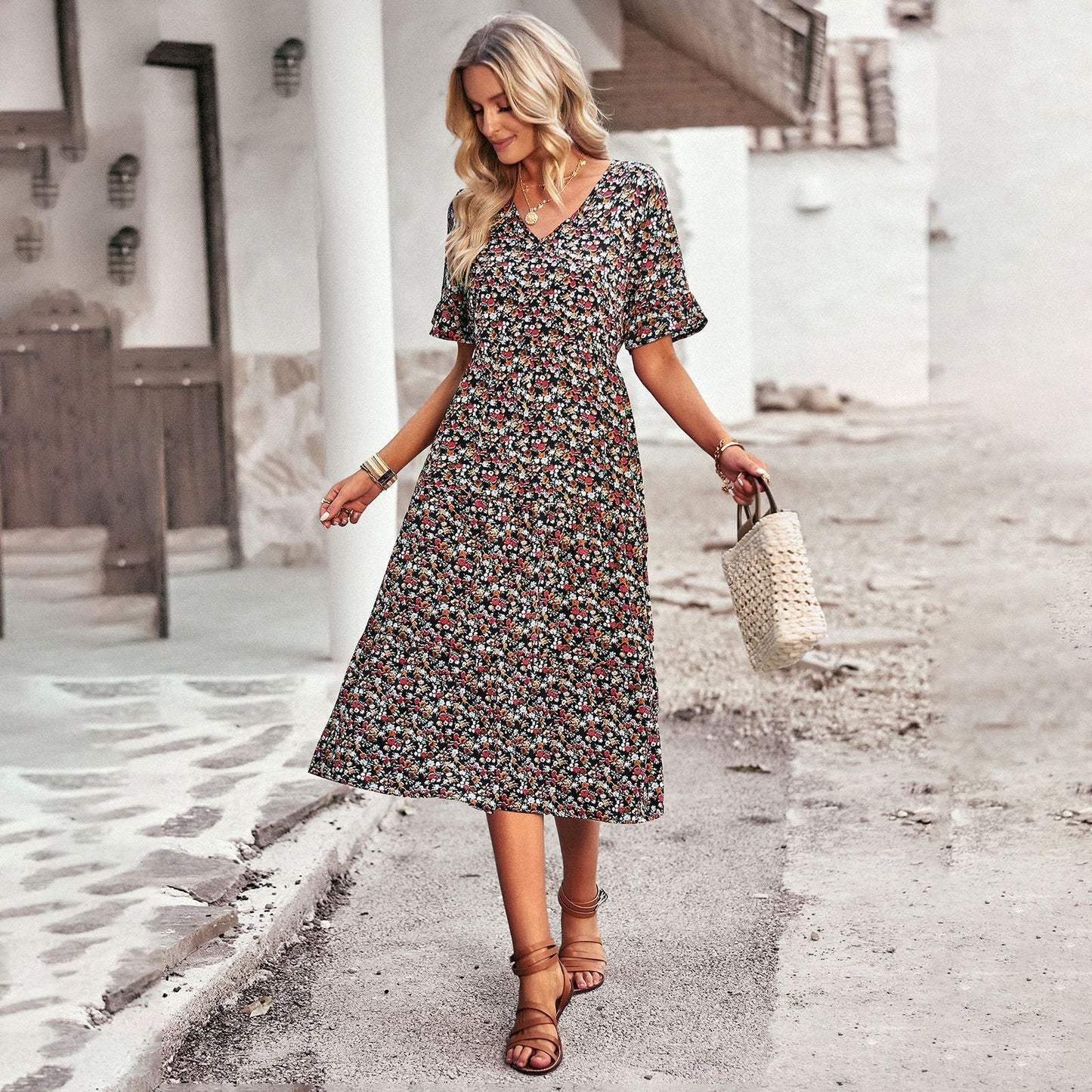 Damen Midi-Kleid mit floralem Muster und verspieltem V-Ausschnitt WW