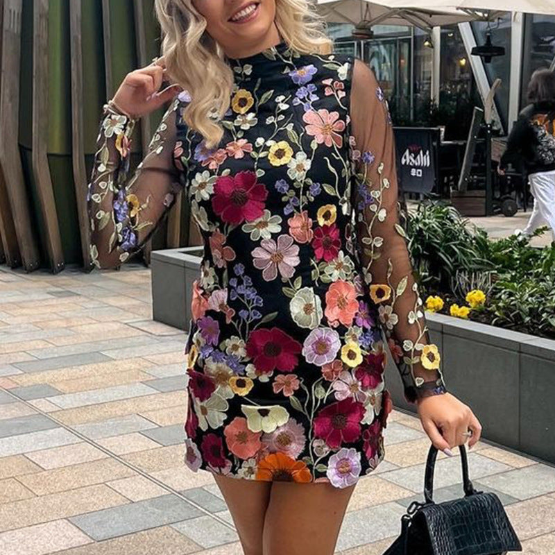 Damen Blütenbesticktes Minikleid mit transparenten Ärmeln WW