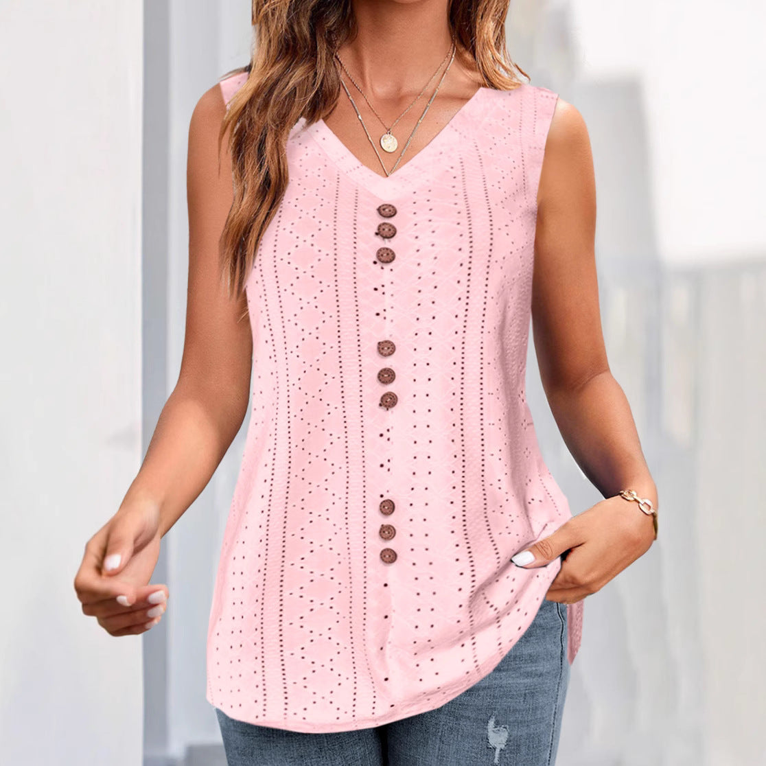 Damen ärmelloses Blusenshirt mit filigranem Lochmuster und Knopfleiste WW