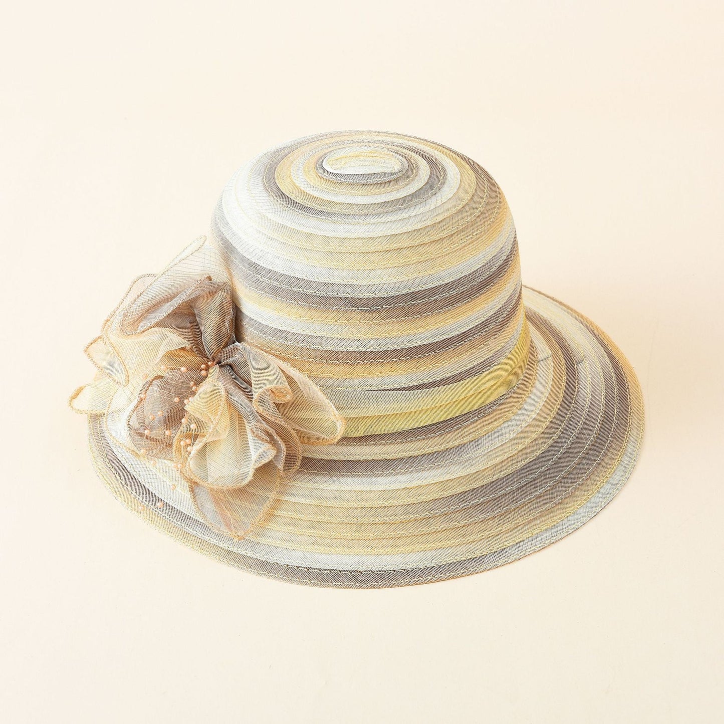 Damen eleganter Sonnenhut mit feinen Verzierungen und schickem Design WW