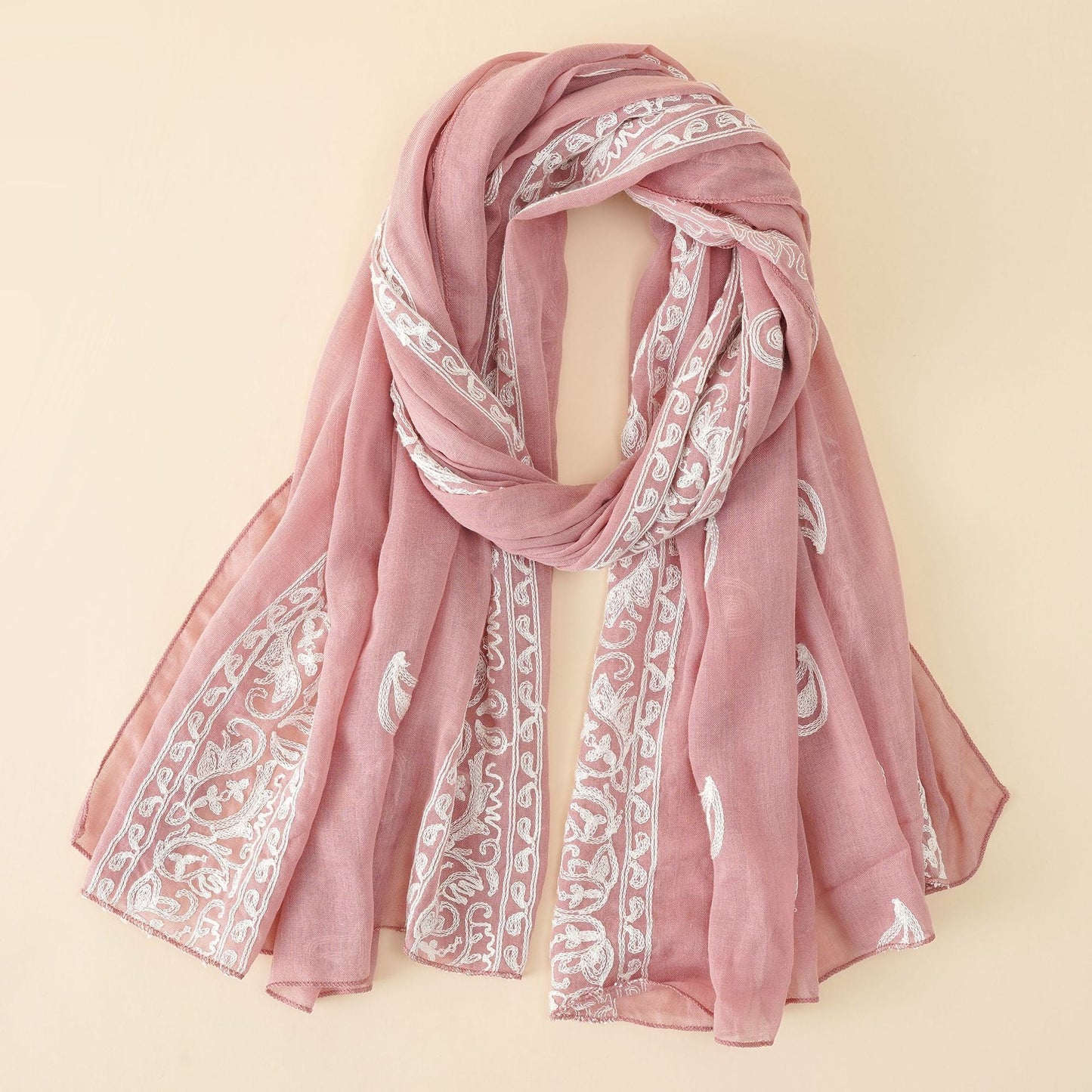 Elegant women's scarf made of high-quality chiffon with delicate embroidery WW