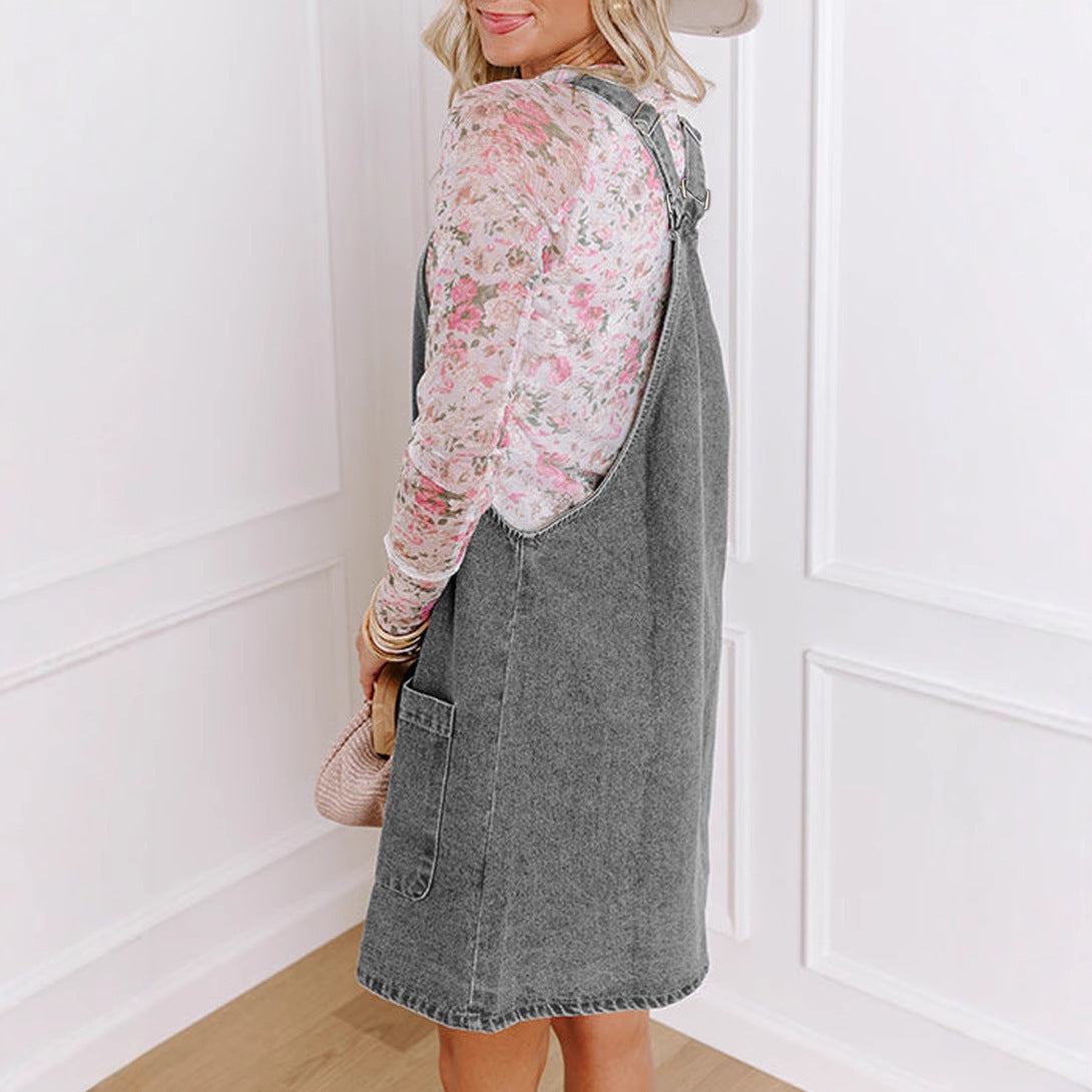 Damen Jeans-Latzkleid mit praktischen Taschen und Knopfdetails WW