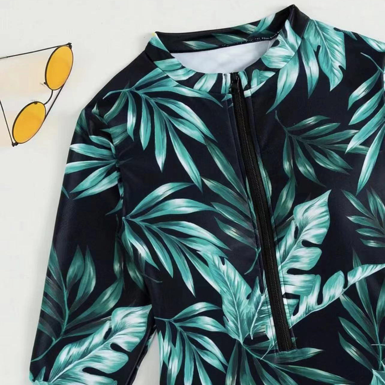 Damen Langarm-Badeanzug mit Floralprint und hochabschließendem Zip WW