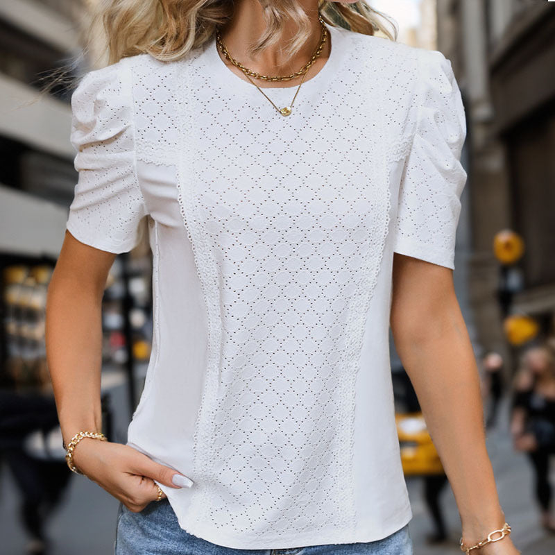 Women's elegant blouse with lace details and puff sleeves WW