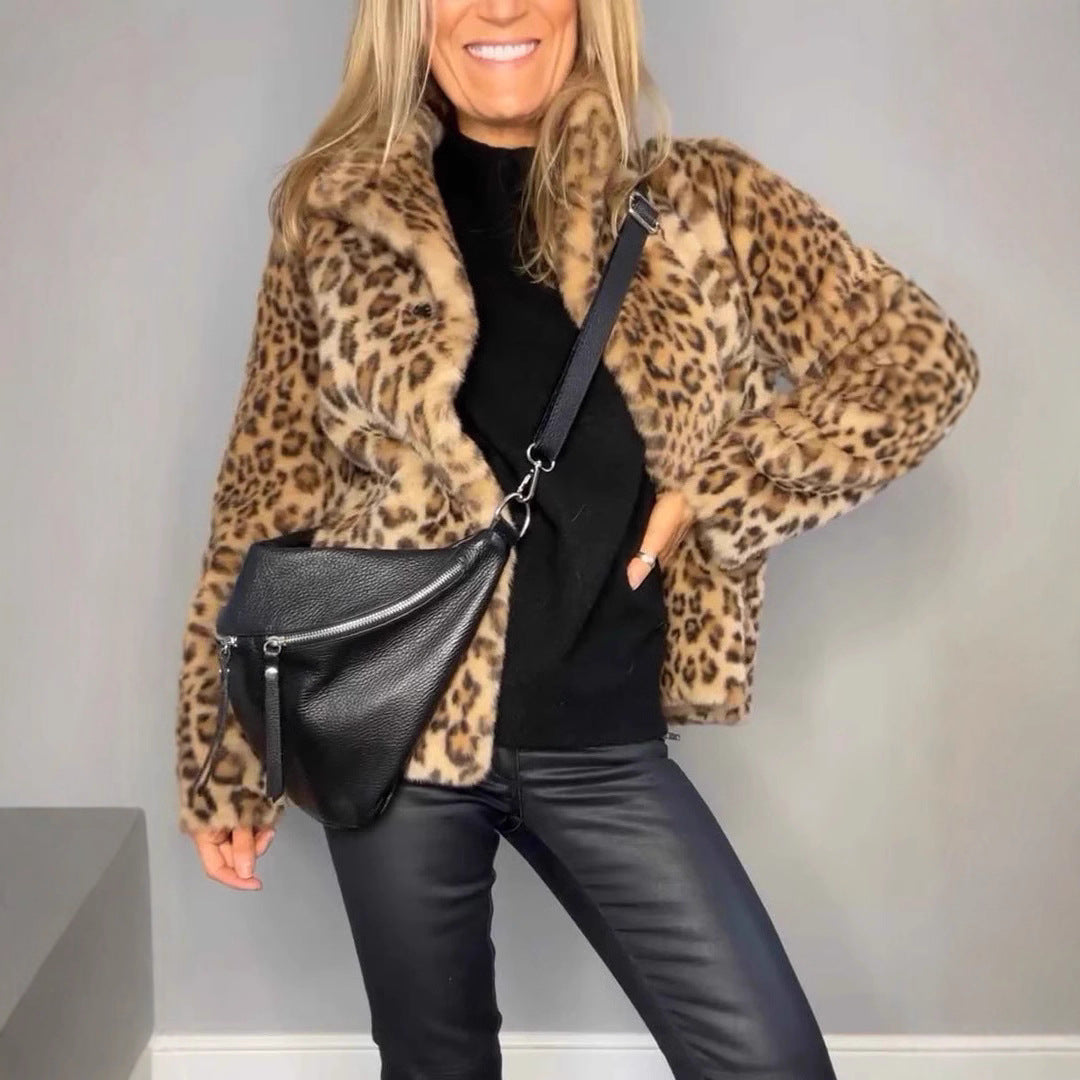 Damen Flauschige Leopardmuster Jacke mit hohem Kragen WW