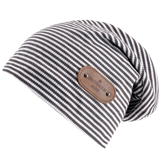 Damen Beanie-Mütze aus weich gestricktem Material mit modischem Streifenmuster WW