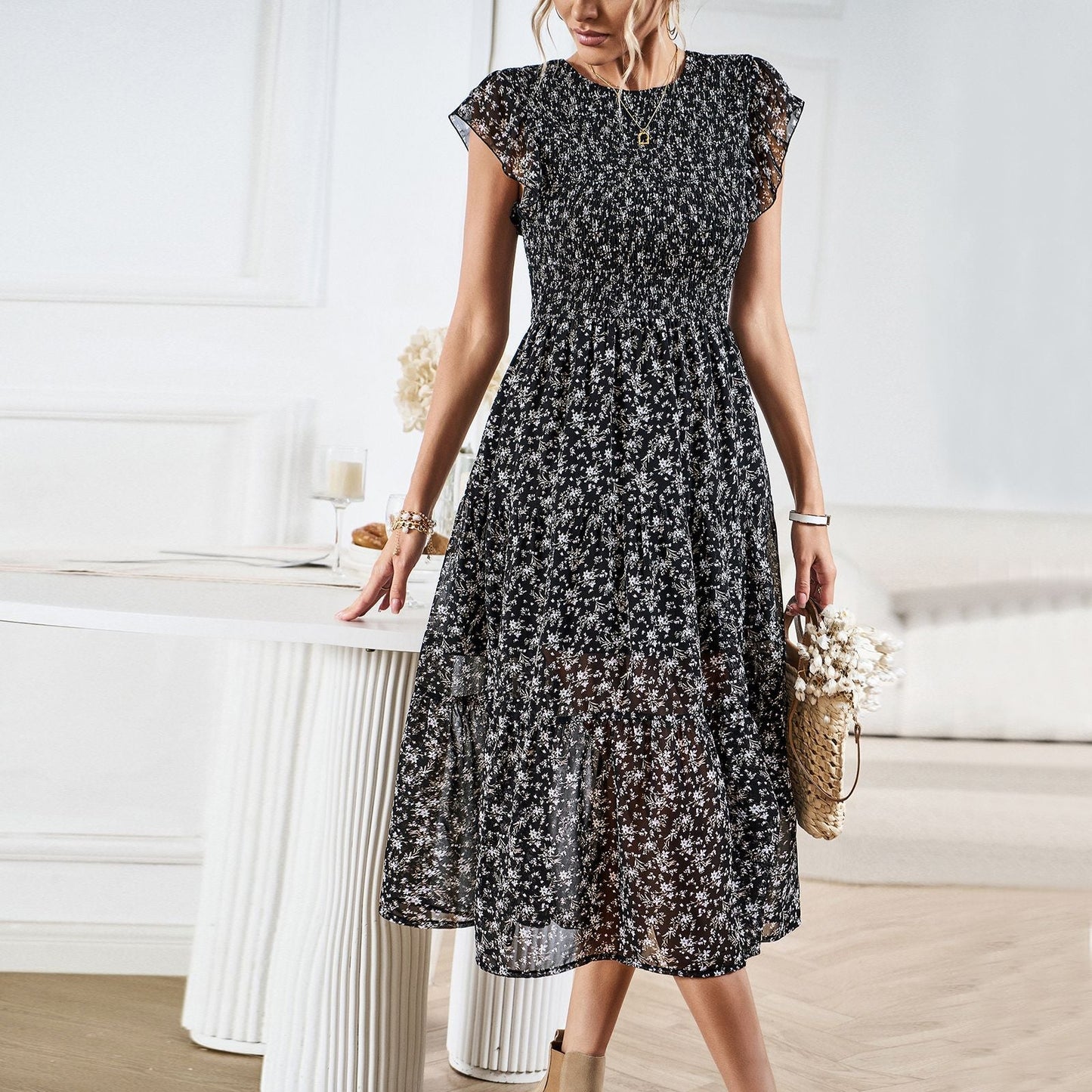 Damen Midikleid mit floralem Design und schmeichelndem Rüschensaum WW
