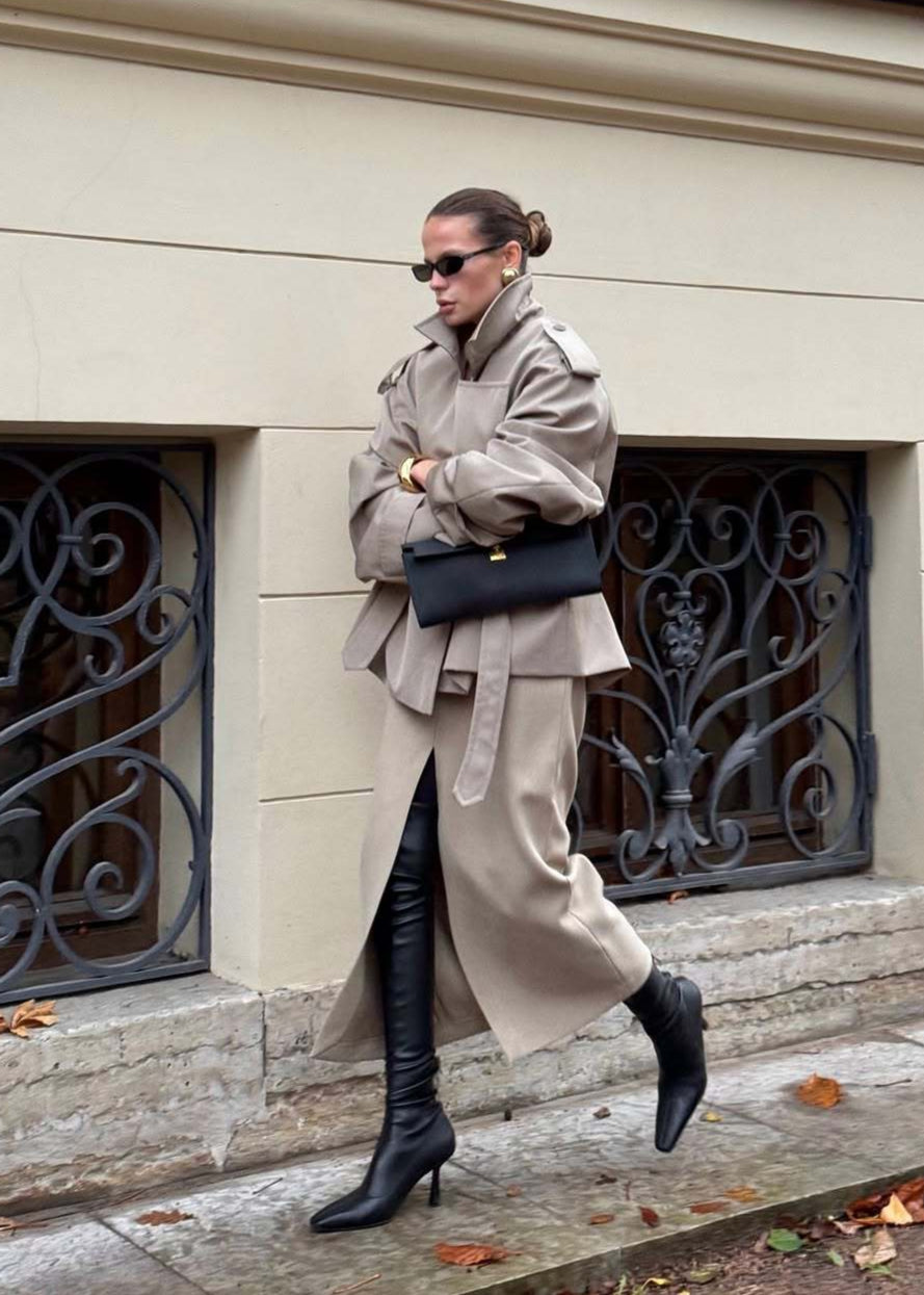 WW | Gürtelter cropped Trenchcoat