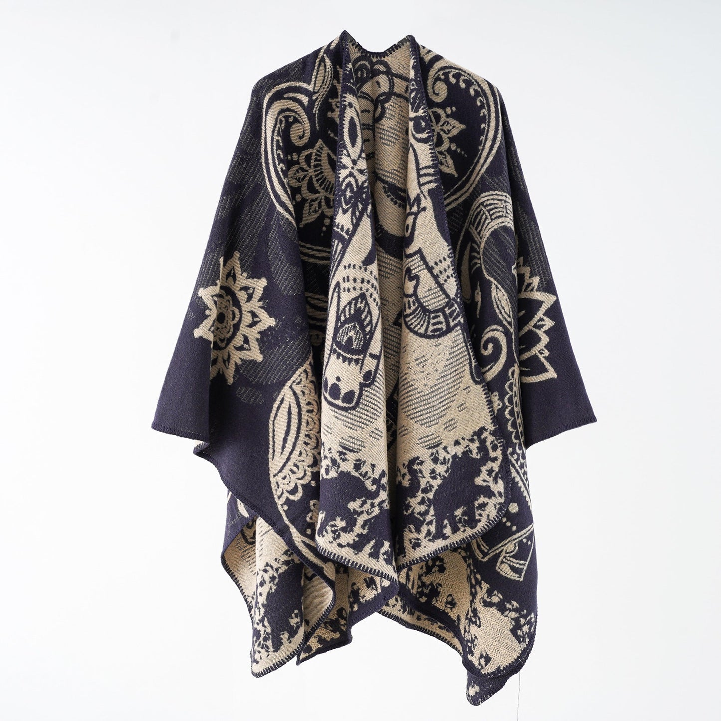 Damen eleganter Übergang-Poncho mit kunstvollem floralen Muster und fransigen Abschlüssen WW