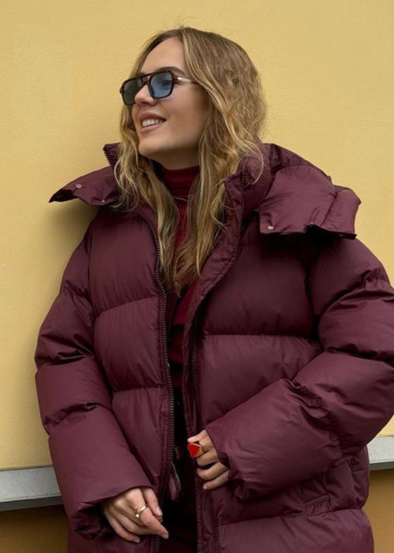 WW | Burgundy Puffer Jacket - Luxe Winter Comfort