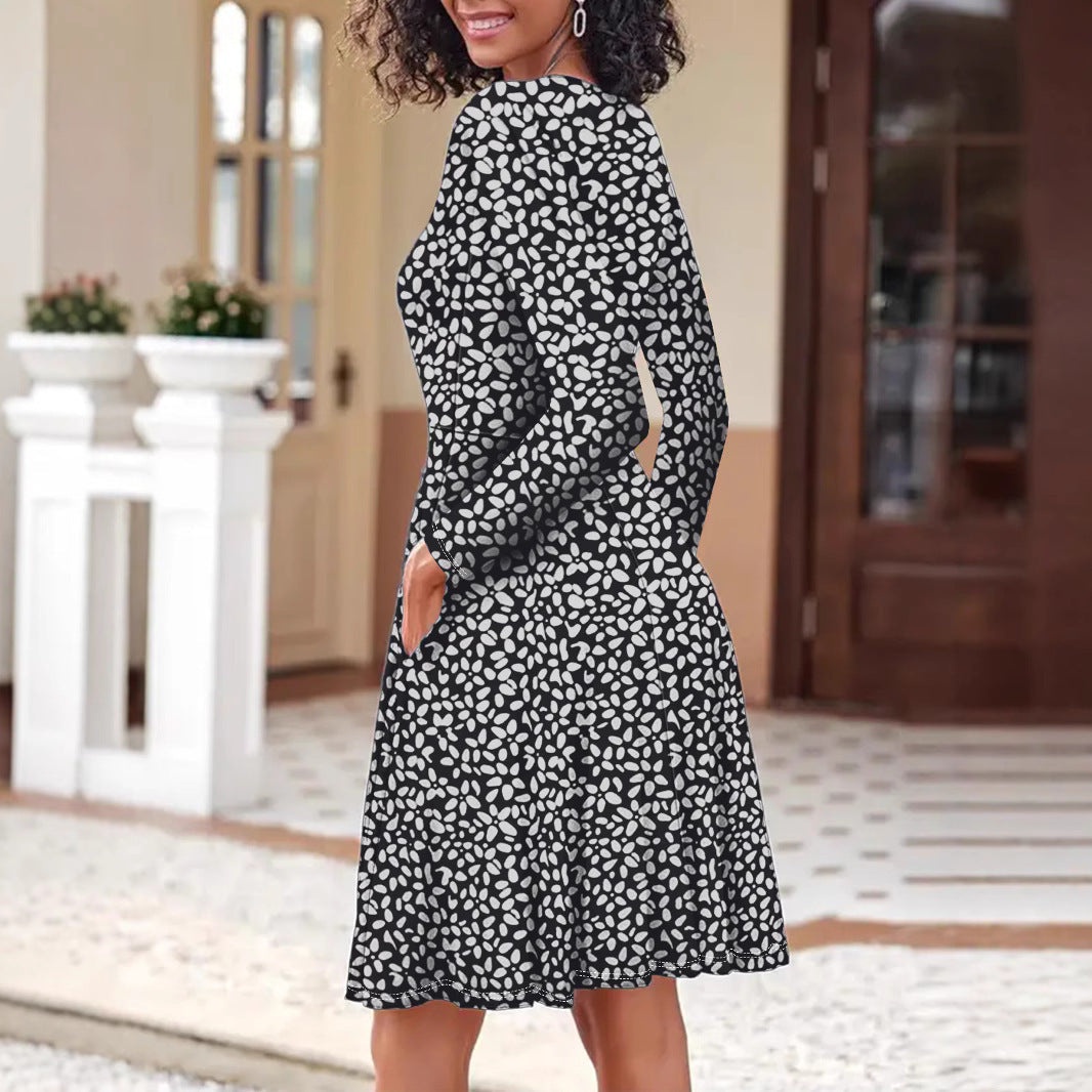Damen Blusenkleid mit floralem Design und praktischen Taschen WW