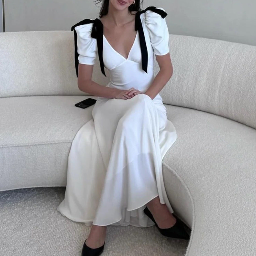 WW | Sanfte Weiß Tiefer V Schleifen Puffärmel Schlankes Kleid