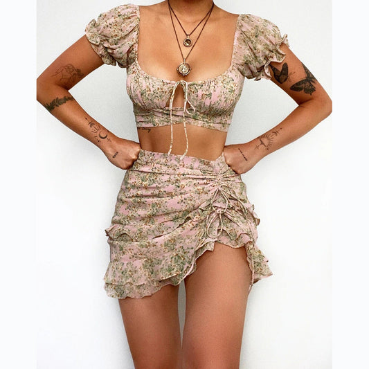 Damen Crop Top und Mini Rock mit floralem Design WW