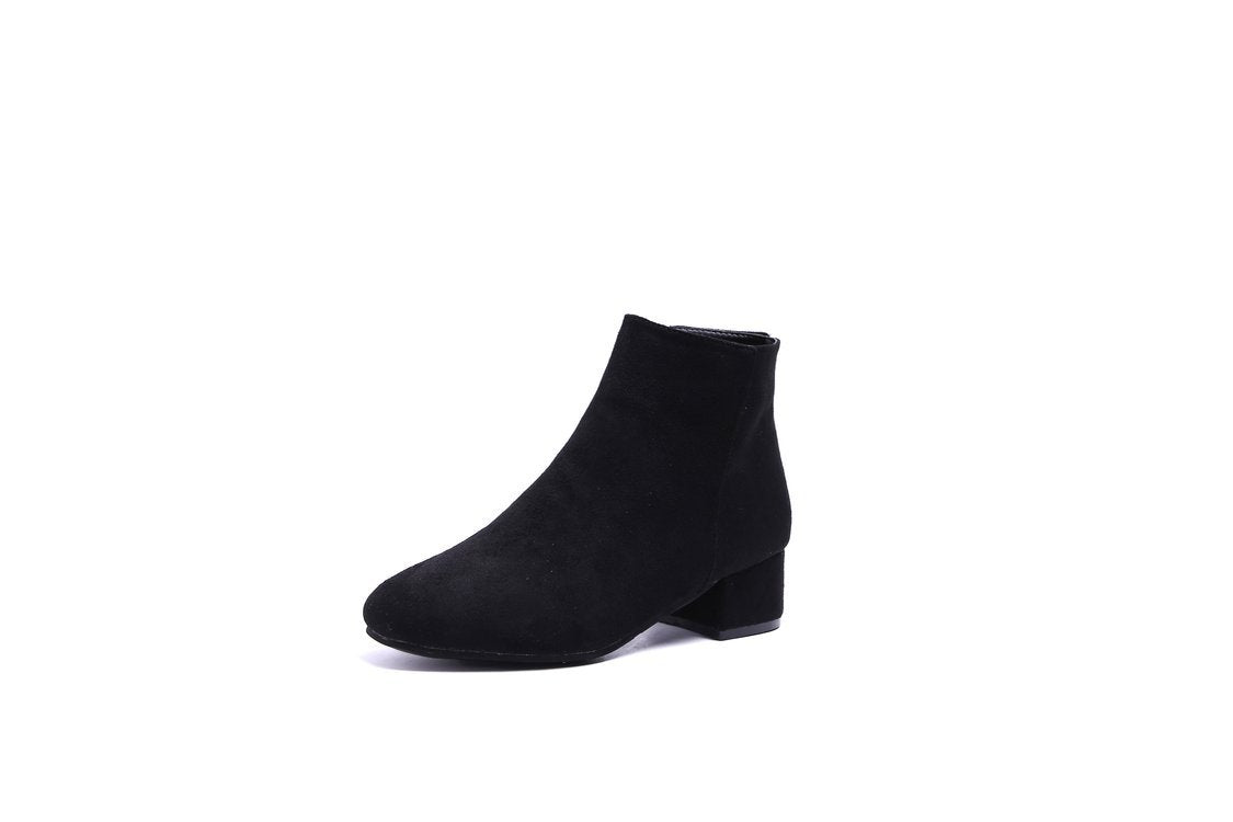 Damen Ankle-Boots mit modernem, minimalistischem Design und komfortablem Blockabsatz W&W