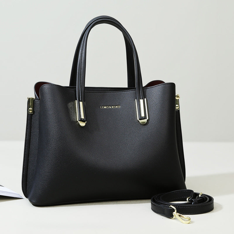 WW | Soft Leather Shoulder Bag