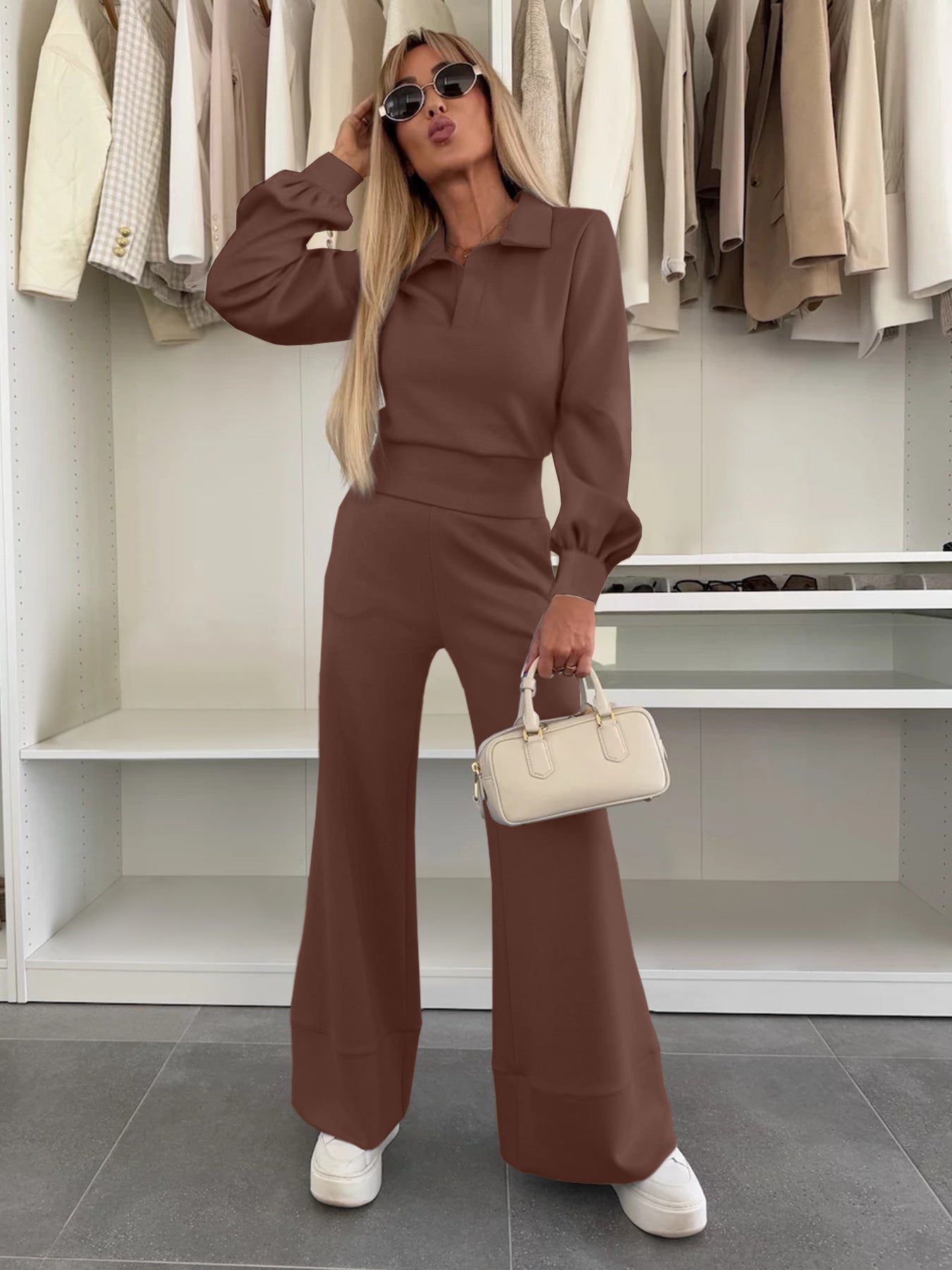 Damen Stylish und lässiger Jumpsuit mit weitem Bein und eleganten Ärmeln WW