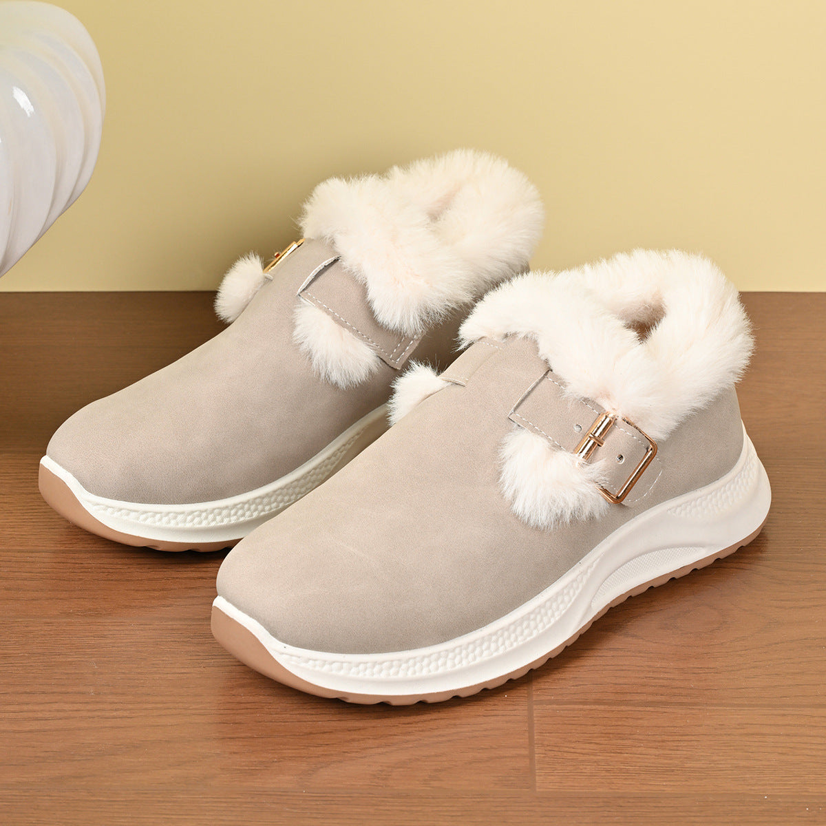 WW | Plush-Fur Short Boots for Women – Cozy & Stylish Comfort