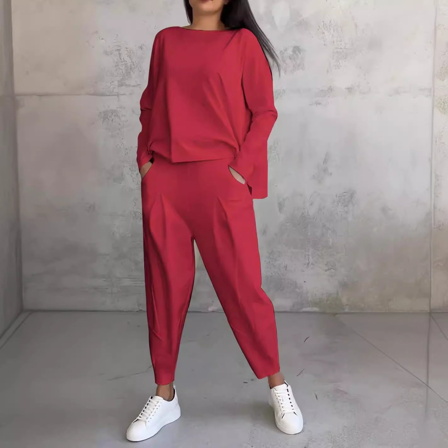 Women's casual two-piece set with a wide cut and pockets
