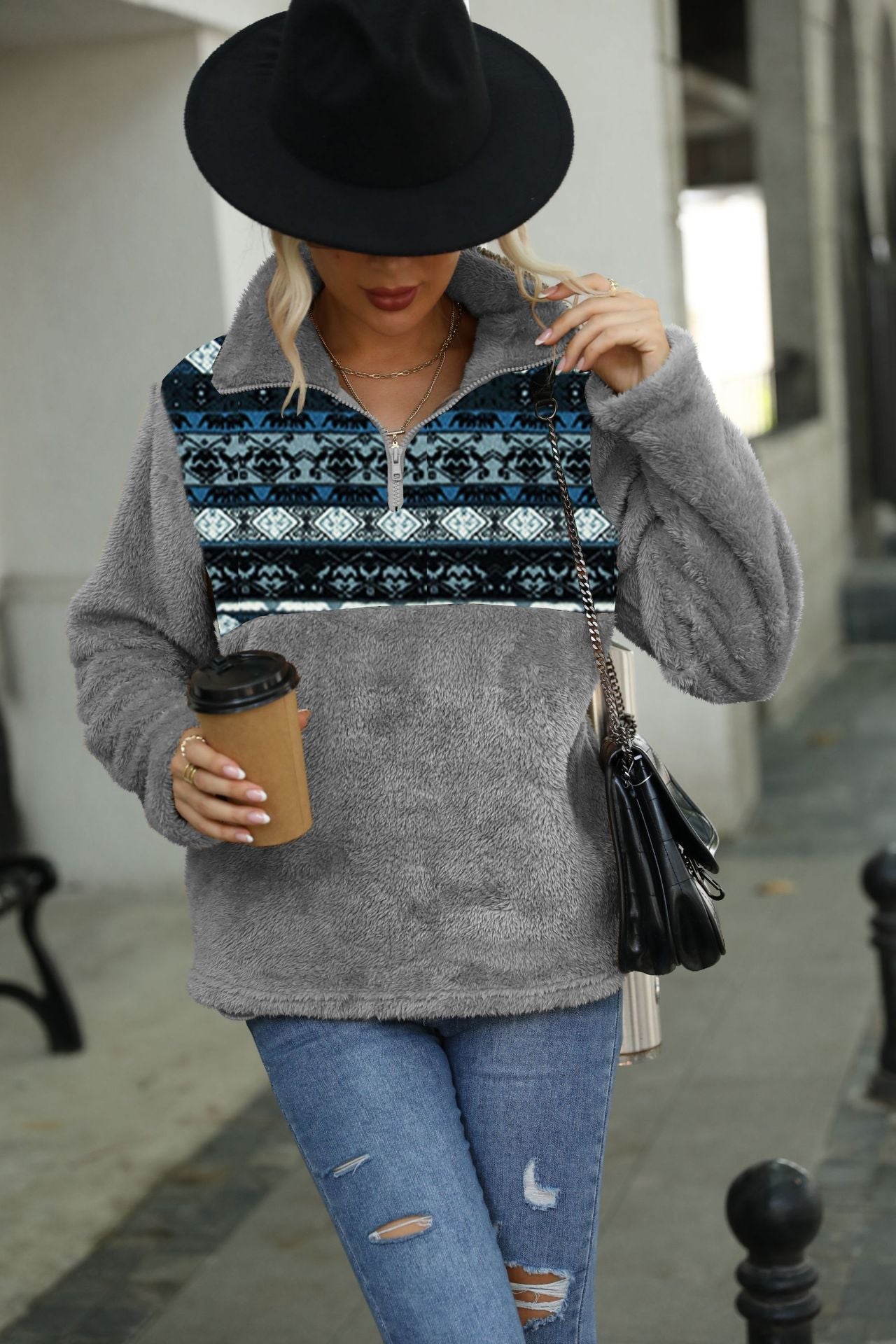 Damen Fleece-Pullover mit dekorativem Reißverschluss und modernem Muster WW