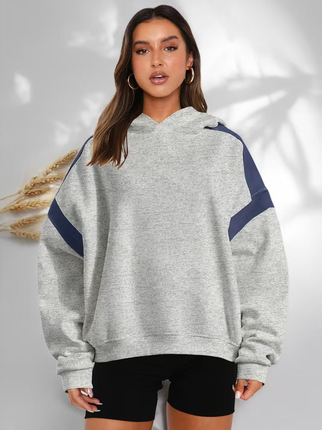 WW | Kapuzensweatshirt mit Kontrasttasche