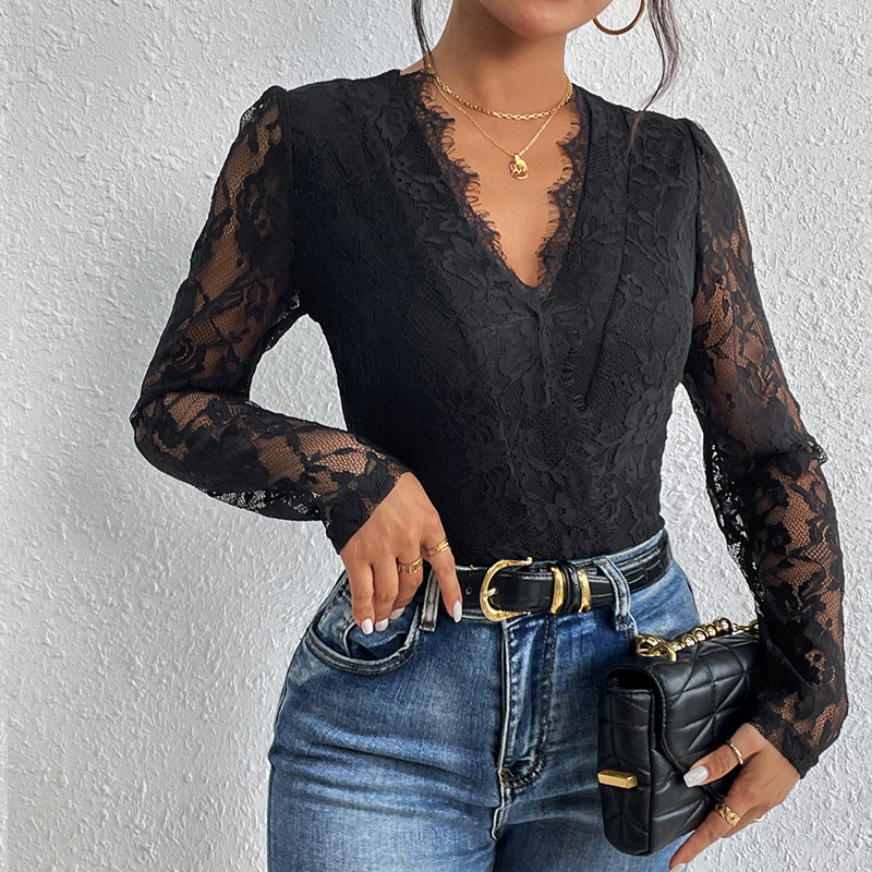 Damen Spitzenbody mit raffiniertem V-Ausschnitt und eleganten Rüschendetails WW