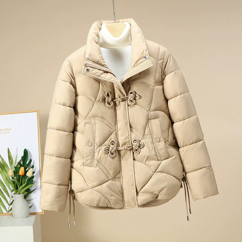 WW | Pufferjacke Gestepptes Design Kurze Länge Dekorativer Froschverschluss