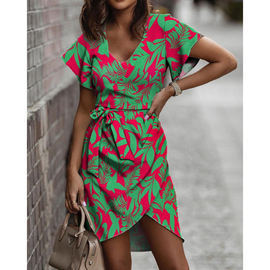 Damen Wickelkleid mit floralem Design und schickem Taillengürtel WW