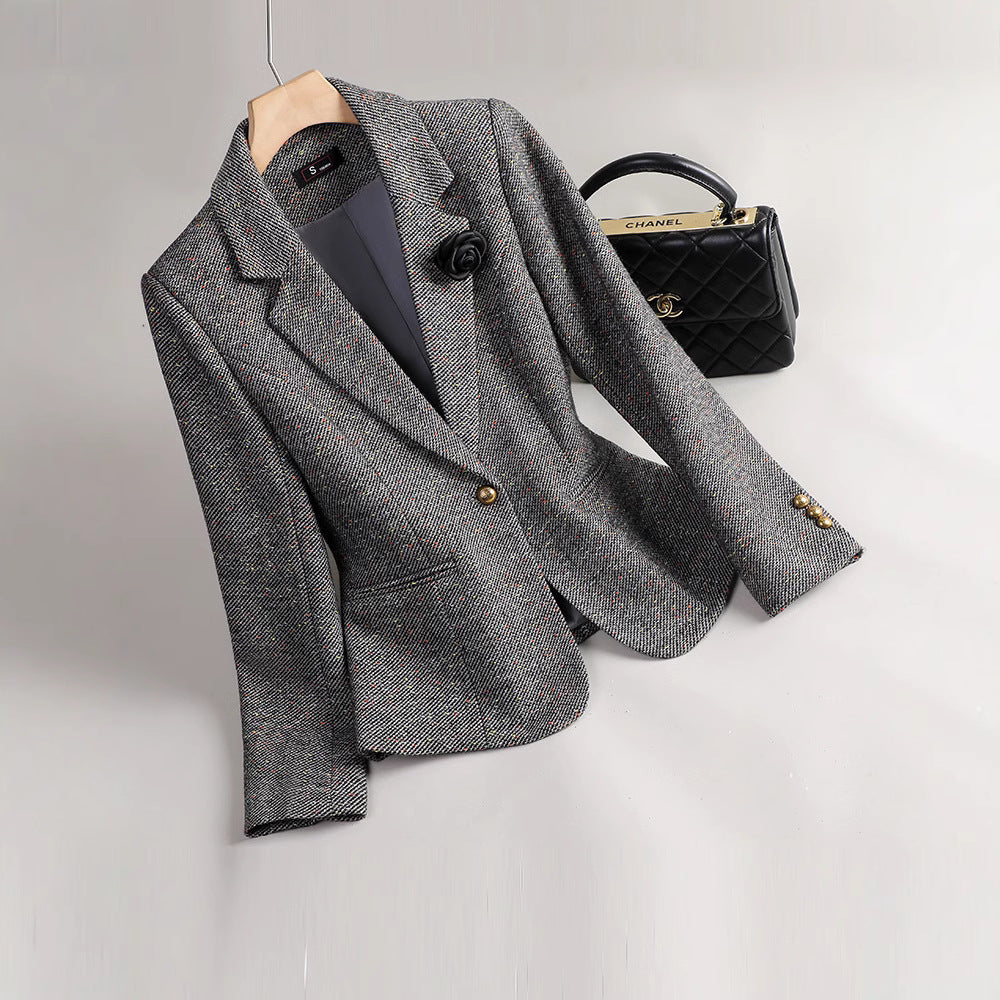 WW | Blazer Tailored fit Luxurious fabric One-button Button details