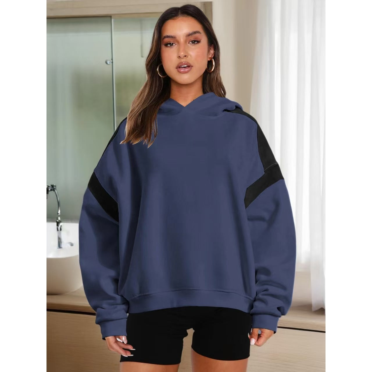 WW | Kapuzensweatshirt mit Kontrasttasche